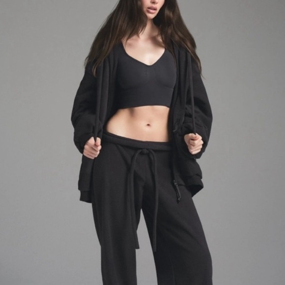 SKIMS fleece lounge oversized jacket - Picture 4 of 9